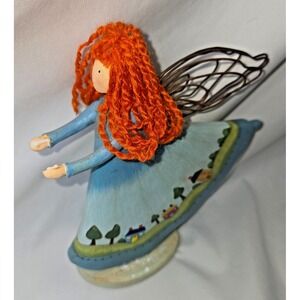 Russ Berrie Angel Figurine Country Gatherings Love Makes a House a Home 21438